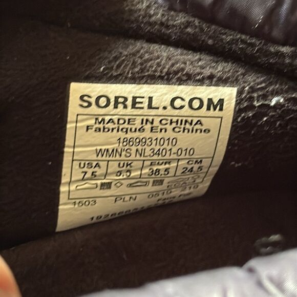 SorelโBlackโ Out N About Puffy Waterproof Booties Size 7.5 Winter Ankle Boots - Picture 8 of 12